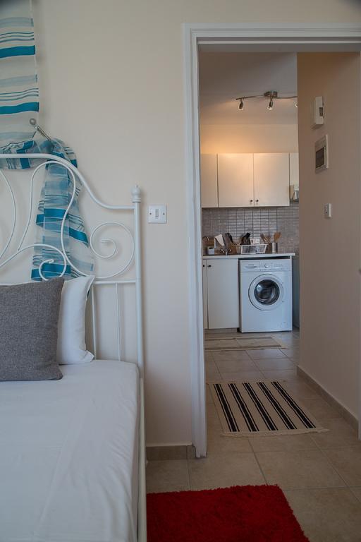 Paphos Love Hut Apartment Екстериор снимка
